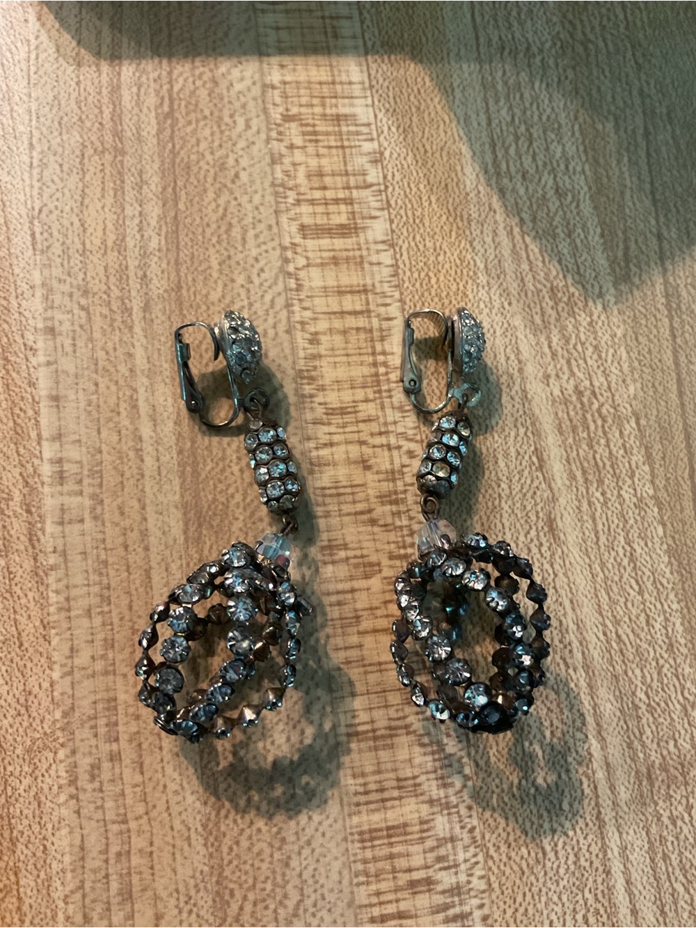 Vintage  Glamorous dangle drop earrings